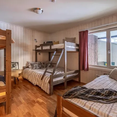 Large In-ski Out For Groups Apartman *